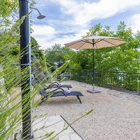 Vakantiehuis Ferienhaus In Veliko Brdo Mit Grill, Garten Und Terrasse *