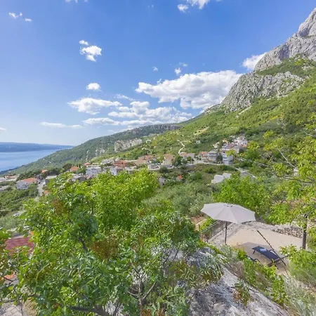 Ferienhaus In Veliko Brdo Mit Grill, Garten Und Terrasse *